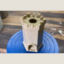 Dice Tower w/o Crest