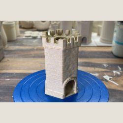 Dice Tower w/o Crest